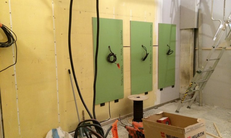 Installation électrique boutique Adopt' - Monts du Lyonnais - Alextricité Générale