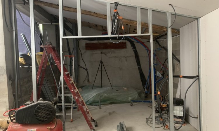 Installation électrique pour suite parentale - Monts du Lyonnais - Alextricité Générale