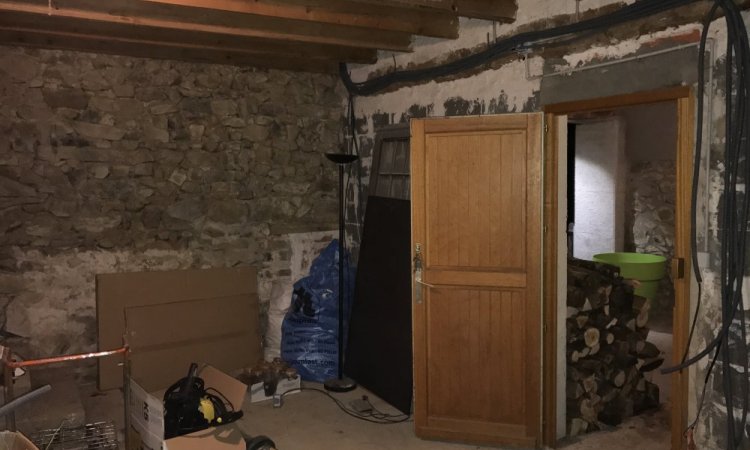 Mise aux normes électrique pour bureau - Monts du Lyonnais - Alextricité Générale